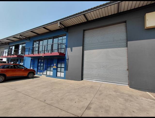 396M² WAREHOUSE TO LET IN POMONA